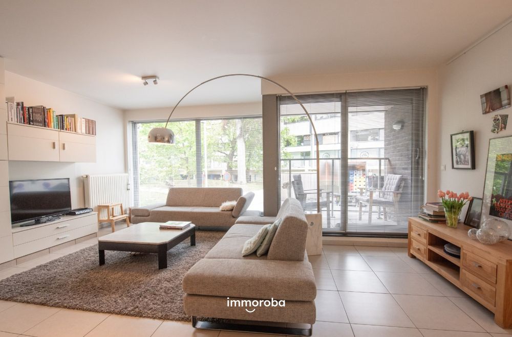 Vastgoedfoto van onroerend goed 8956261, Te koop: gezellig 2 slaapkamer appartement met ruim terras in hartje Waregem!